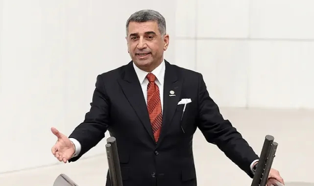 CHP'li Erol'dan TBMM Genel Kurulu'nda sessiz protesto