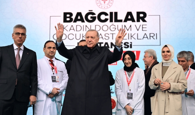 Erdoğan konuşurken 