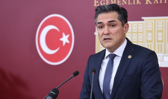 İYİ Parti'den deprem eleştirisi: 